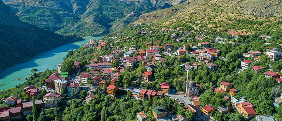 Erzincan’ın turistik Kemaliye ilçesi ‘sakin şehirler ağına’ dahil edildi