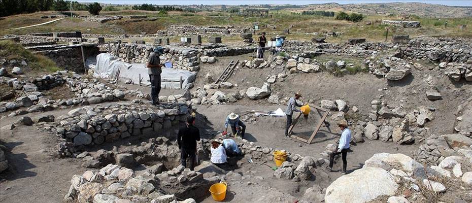 Alacahöyük Ören Yeri’nde 87 yıl önce başlayan kazılar devam ediyor