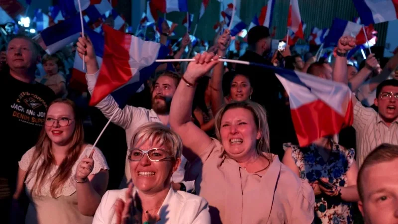 Fransa’da kritik seçimin ilk turundan aşırı sağ zaferle çıktı, ikinci tur 7 Temmuz’da